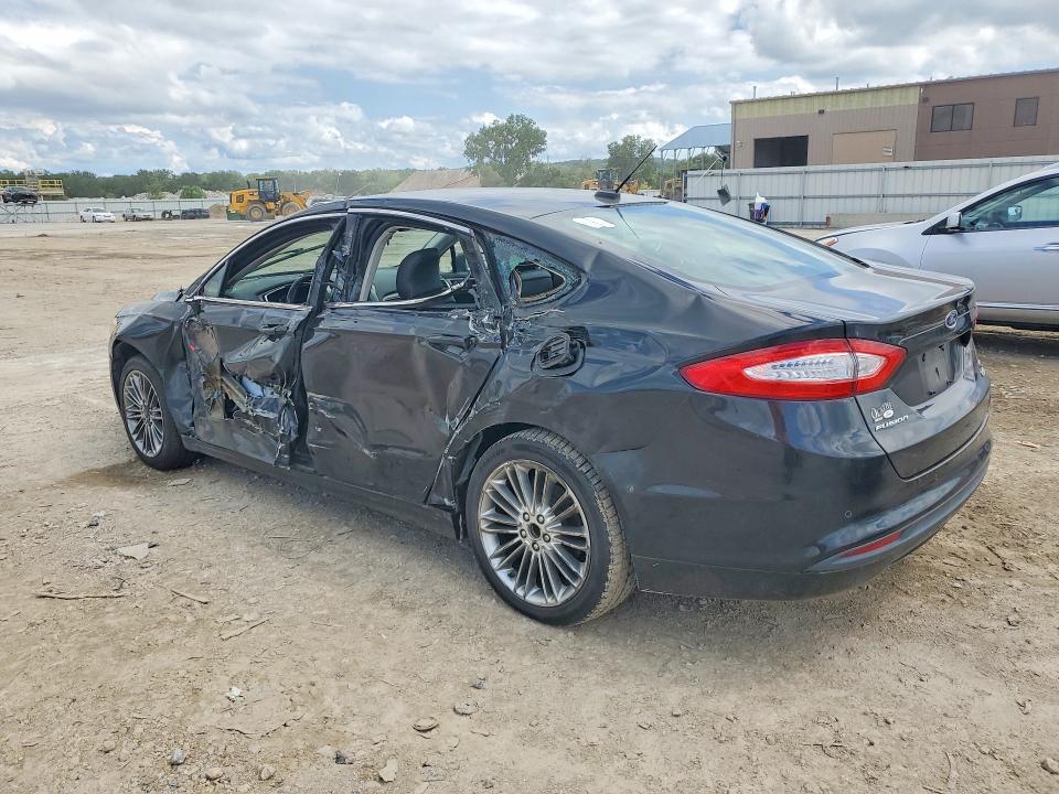 2015 FORD FUSION SE — Фото 2 из 12