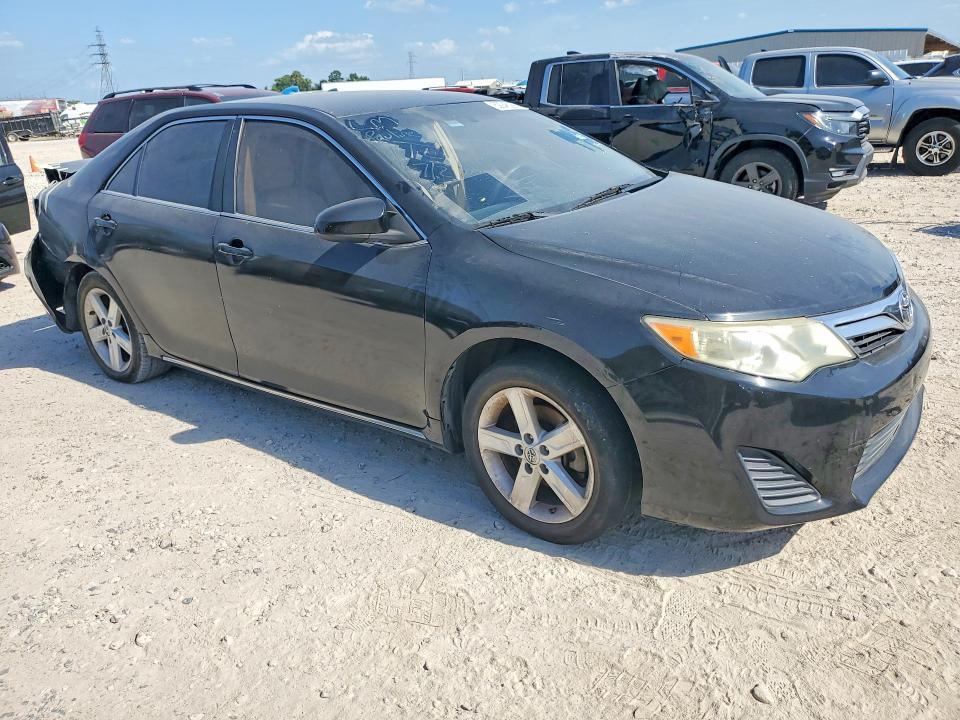 2014 TOYOTA CAMRY LE — Фото 4 из 13