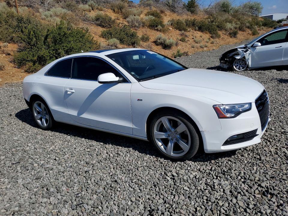 WAULFAFRXEA010413 2014 AUDI A5 photo no. 4