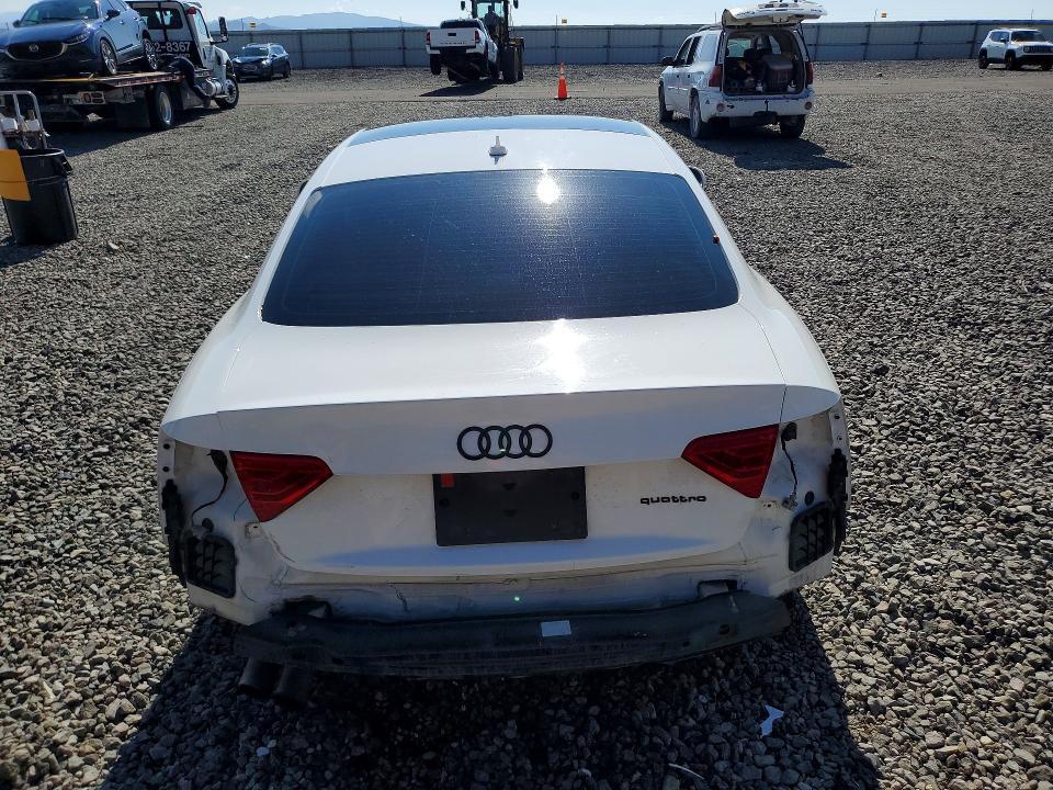 WAULFAFRXEA010413 2014 AUDI A5 photo no. 6