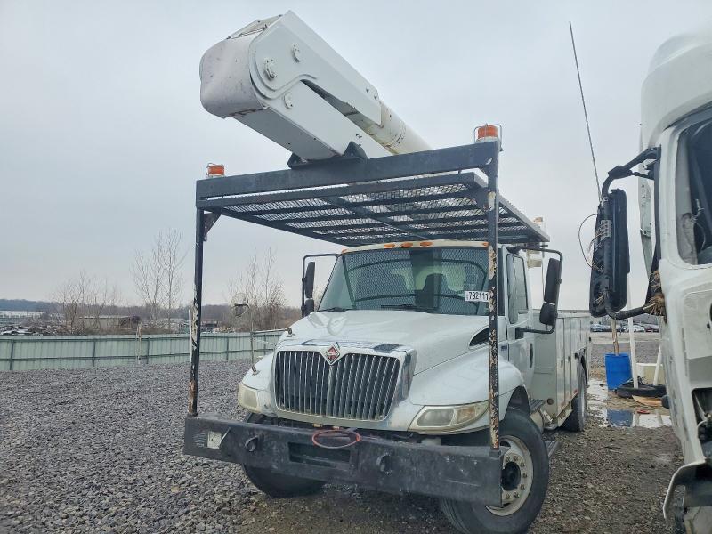 2013 INTERNATIONAL 4300 BUCKET TRUCK — Фото 2 из 10
