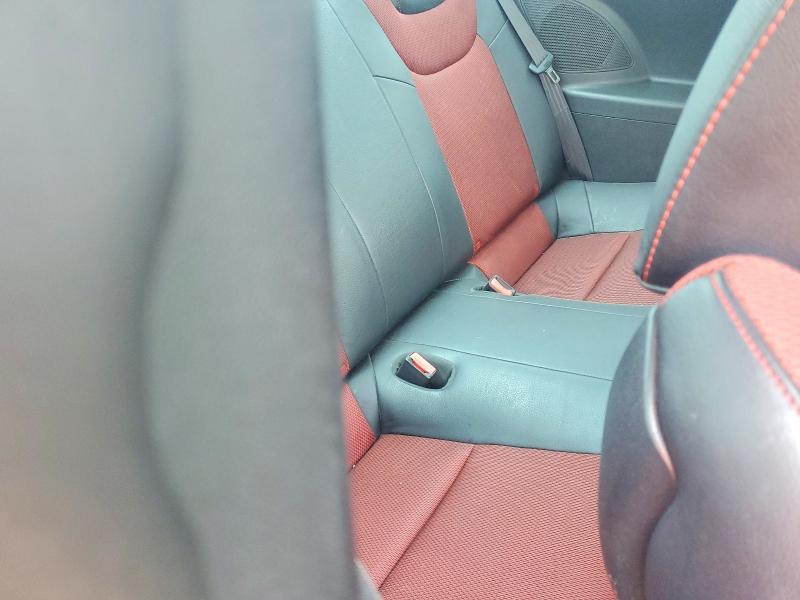 2011 HYUNDAI GENESIS COUPE 3.8L — Фото 10 из 12