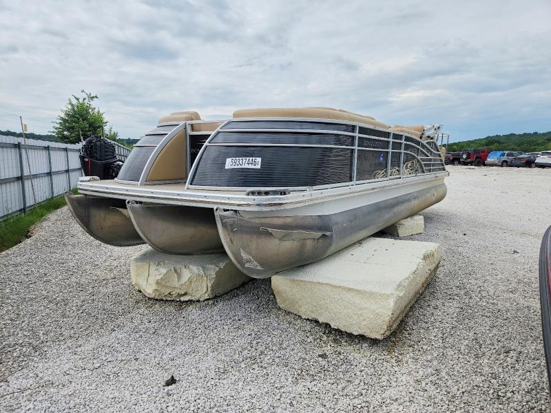 2011 BENNINGTON BOAT - PONTOON BOAT — Фото 2 из 10