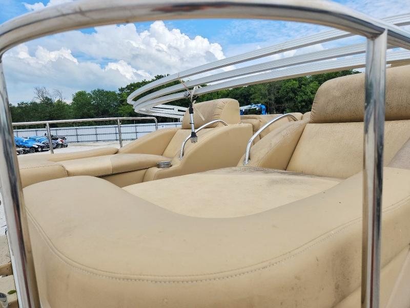 2011 BENNINGTON BOAT - PONTOON BOAT — Фото 6 из 10