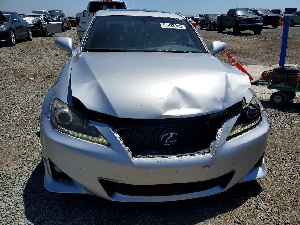 JTHBF5C26B5130077 2011 LEXUS IS photo no. 5
