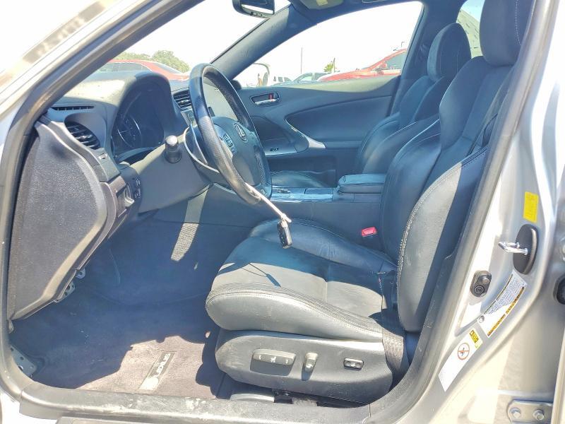 JTHBF5C26B5130077 2011 LEXUS IS photo no. 7