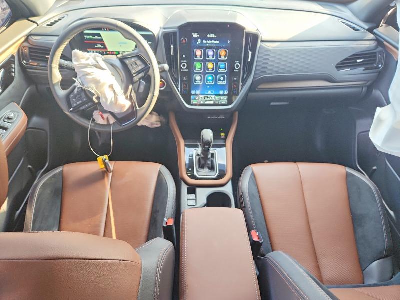 2025 SUBARU FORESTER TOURING — Фото 8 из 13