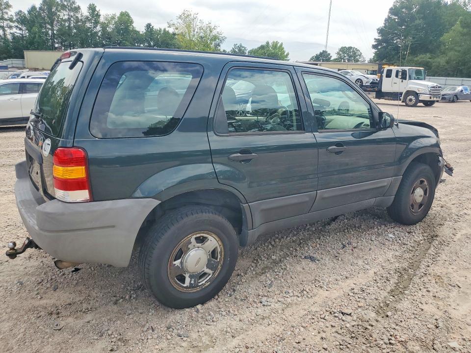 1FMCU92174DA15276 2004 FORD ESCAPE photo no. 3