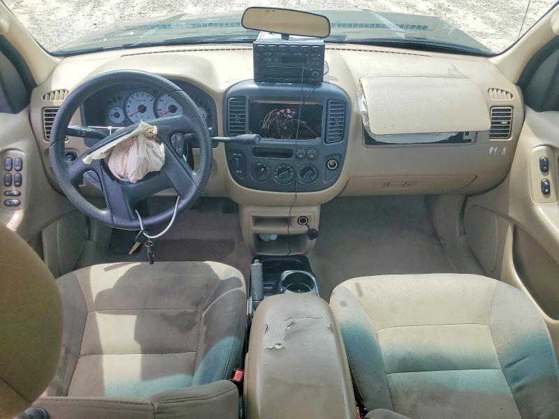 1FMCU92174DA15276 2004 FORD ESCAPE photo no. 8