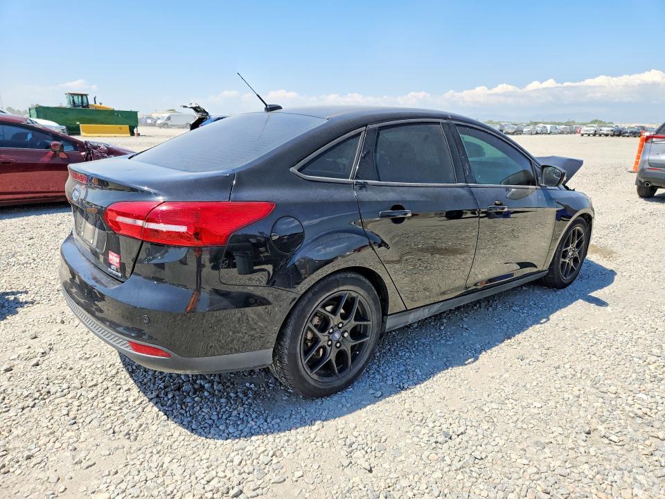 2016 FORD FOCUS SE — Фото 3 из 13