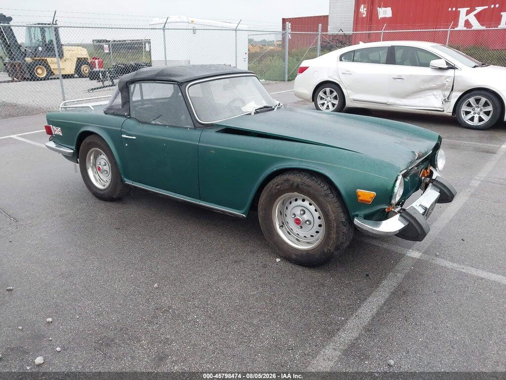 000000000CF14037U 1974 TRIUMPH TR6 photo no. 1