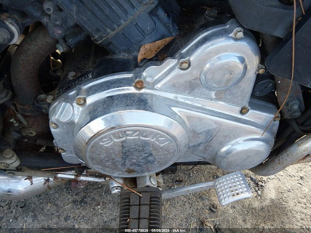 JS1VX71A1H2100717 1987 SUZUKI GV1400 photo no. 9