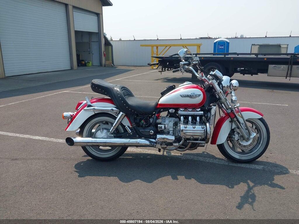 1HFSC3415VA000085 1997 HONDA GL1500 photo no. 11