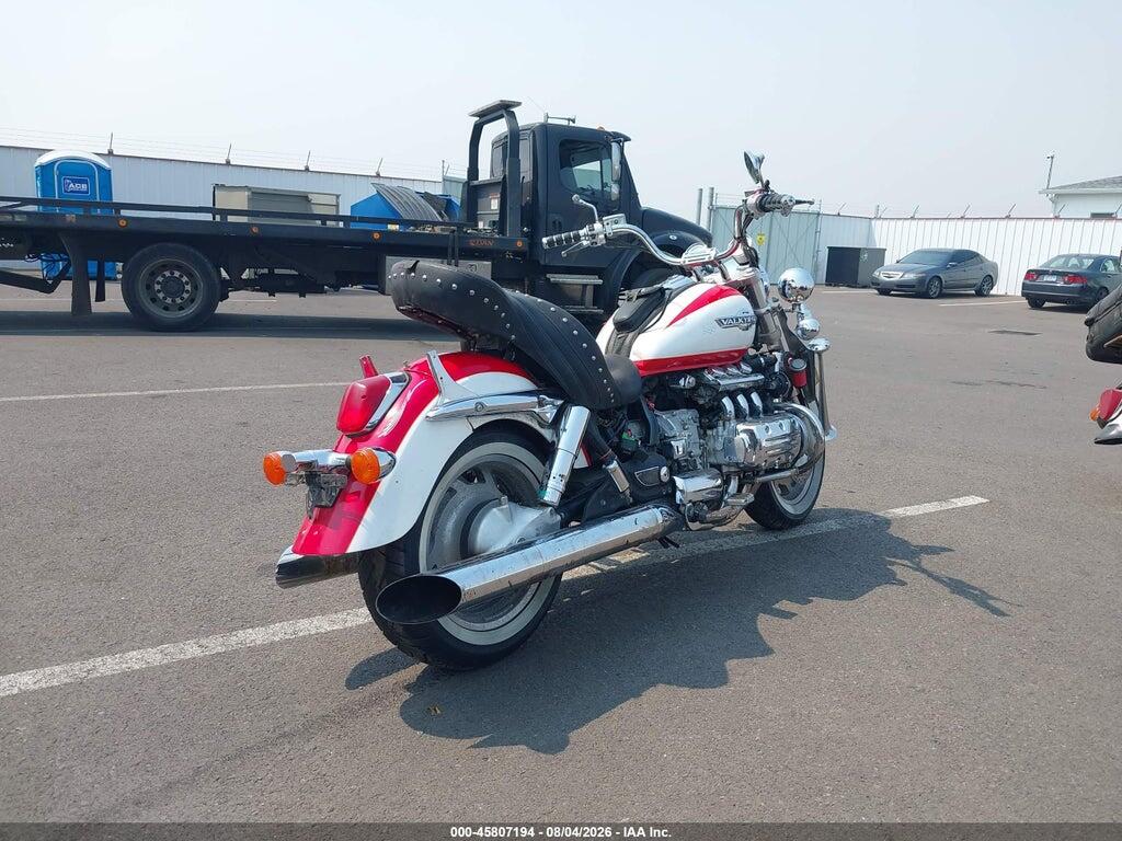 1HFSC3415VA000085 1997 HONDA GL1500 photo no. 4