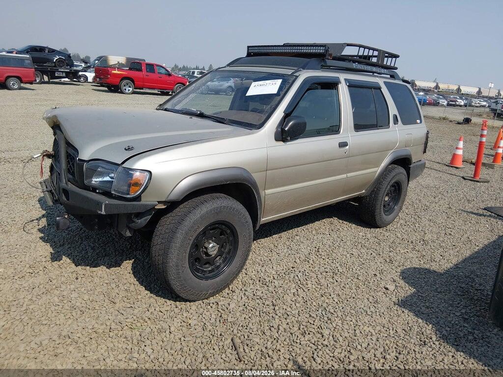JN8AR07Y0YW413359 2000 NISSAN PATHFINDER photo no. 2