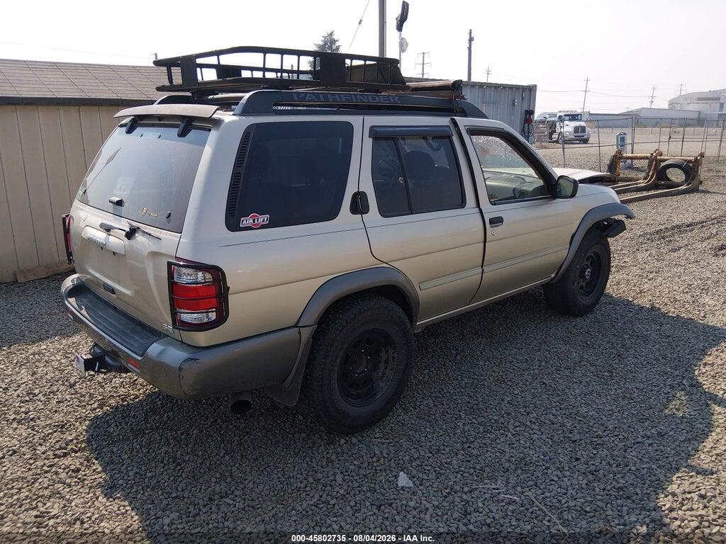 JN8AR07Y0YW413359 2000 NISSAN PATHFINDER photo no. 4