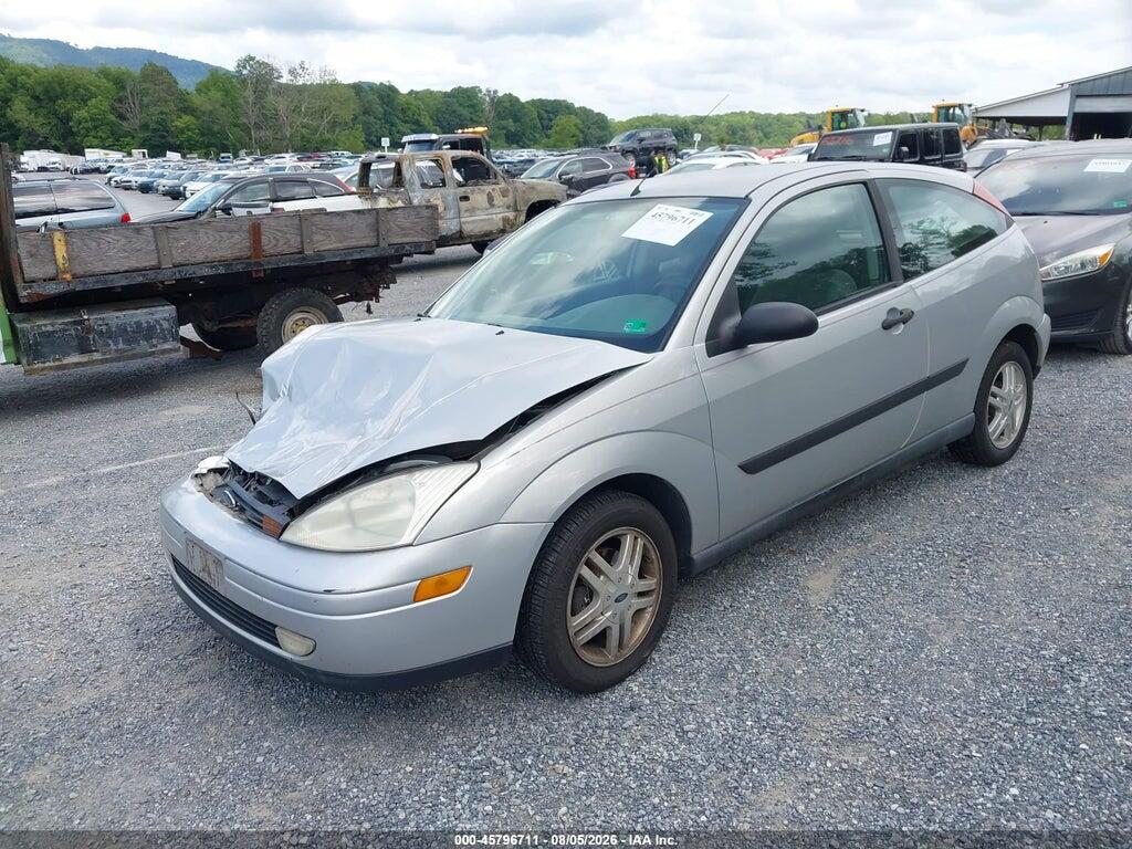 3FAFP3139YR198630 2000 FORD FOCUS photo no. 2