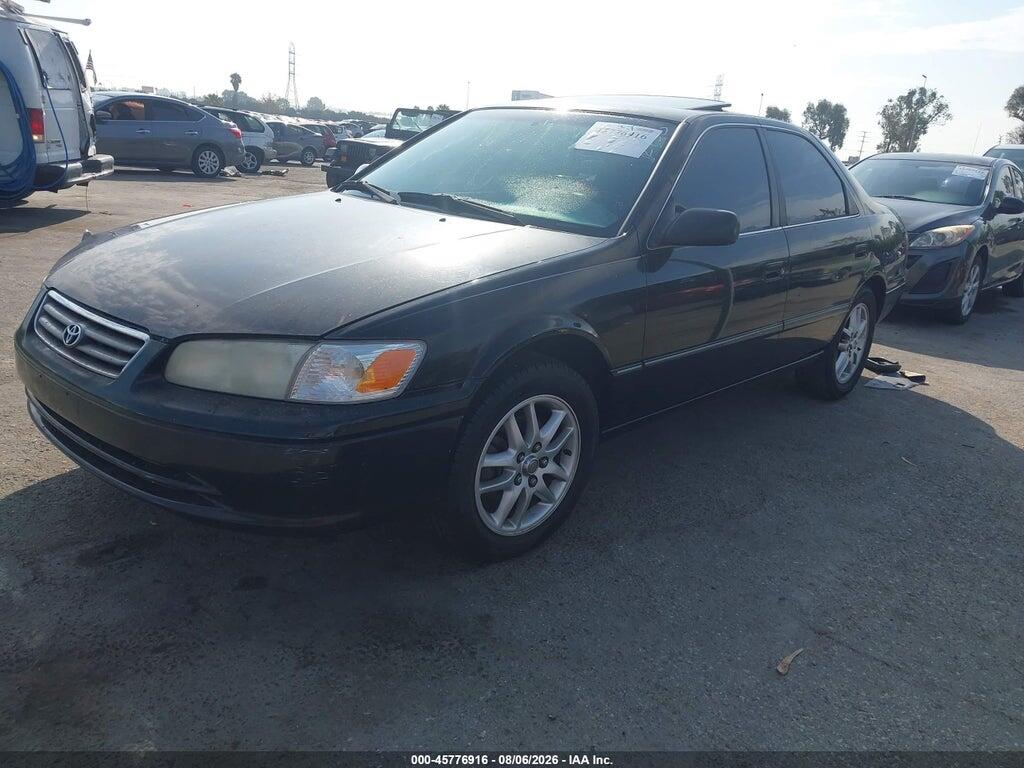 JT2BF28K3Y0272703 2000 TOYOTA CAMRY photo no. 2