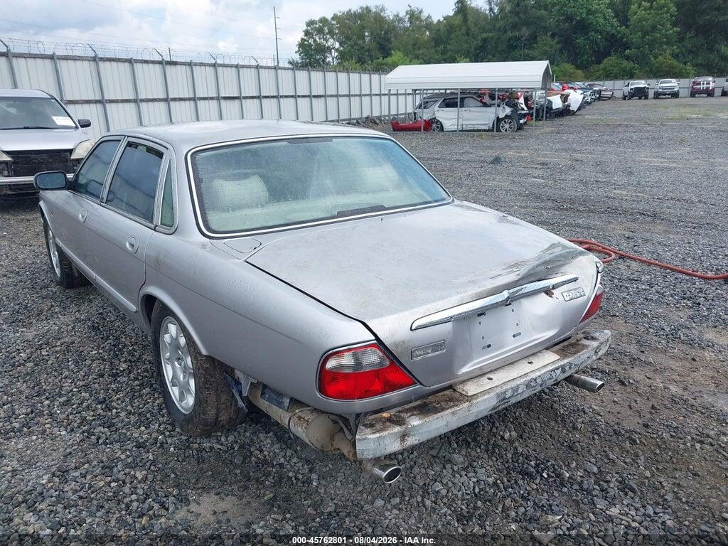 SAJDA14C7YLF20106 2000 JAGUAR XJ8 photo no. 6