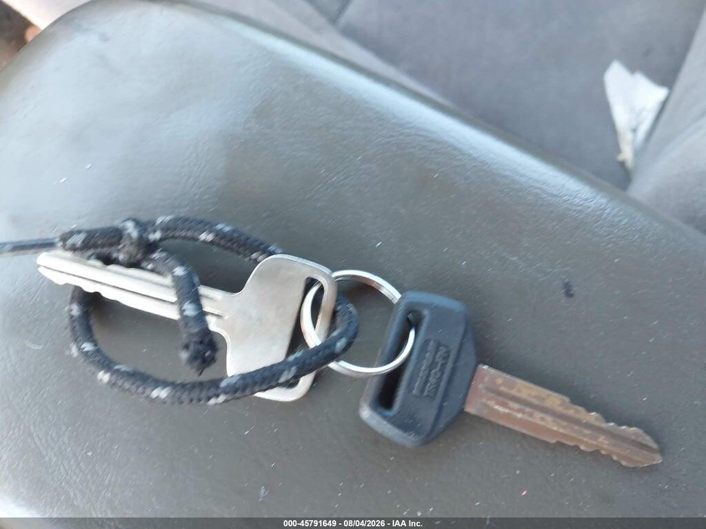 5TEHN72N01Z870323 2001 TOYOTA TACOMA photo no. 11