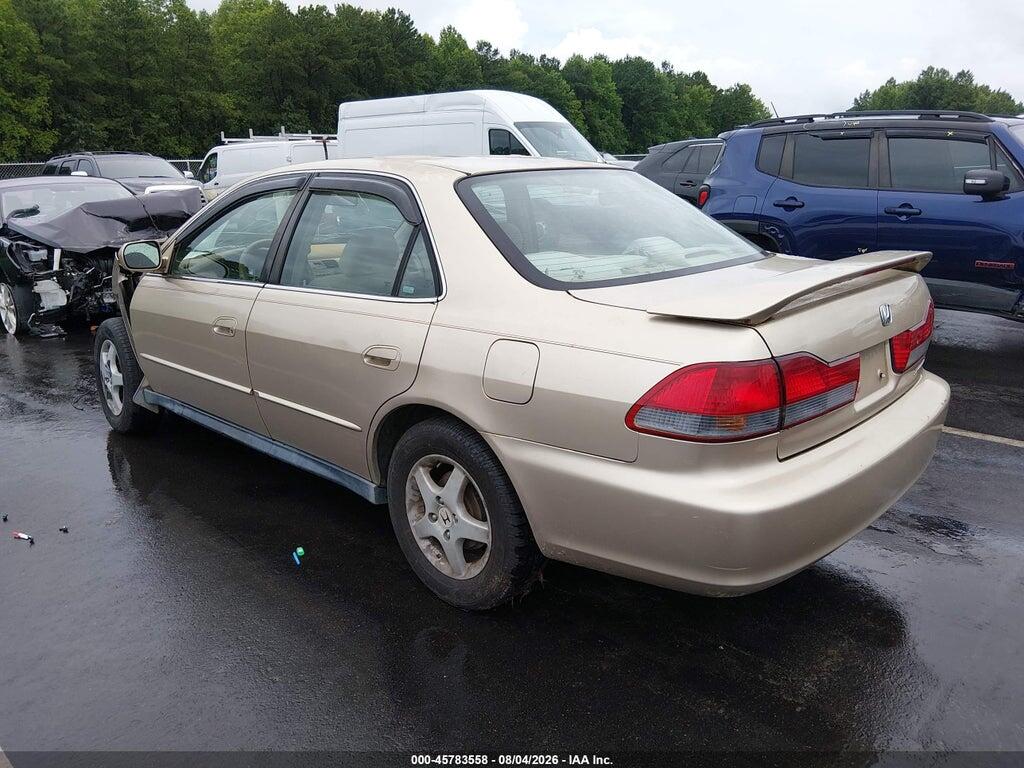 1HGCG564X1A082302 2001 HONDA ACCORD photo no. 3