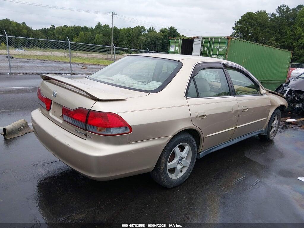 1HGCG564X1A082302 2001 HONDA ACCORD photo no. 4