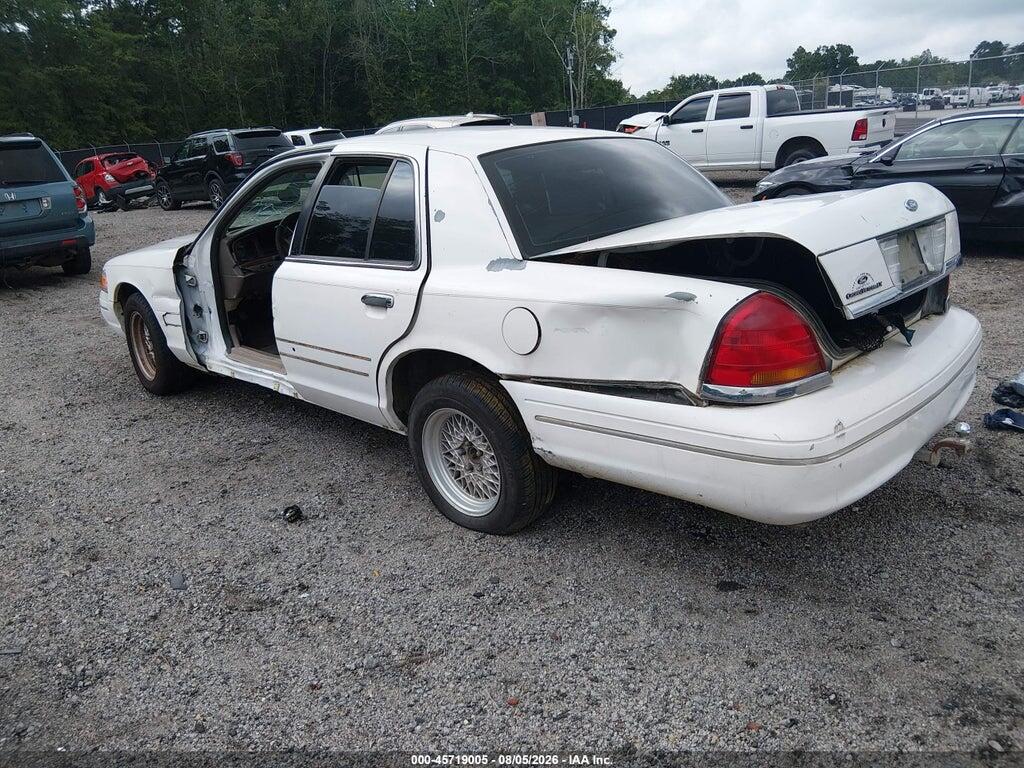 2FAFP74WX1X149263 2001 FORD CROWN VICTORIA photo no. 3