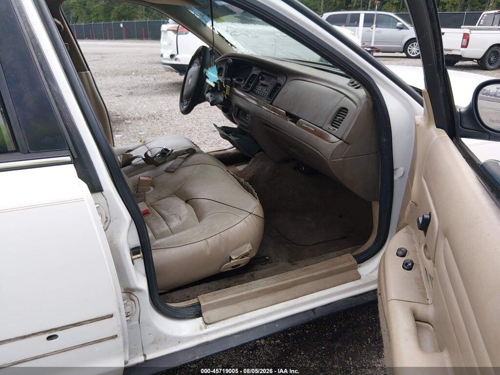 2FAFP74WX1X149263 2001 FORD CROWN VICTORIA photo no. 5