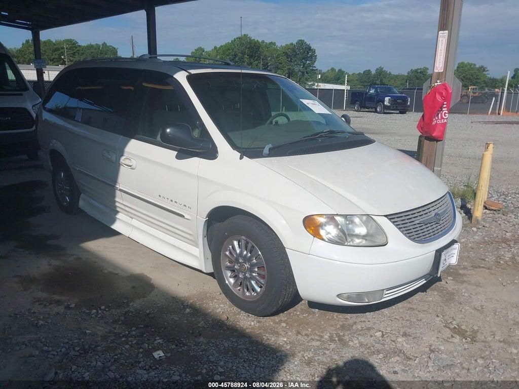 2C8GP64LX2R550962 2002 CHRYSLER TOWN & COUNTRY photo no. 1