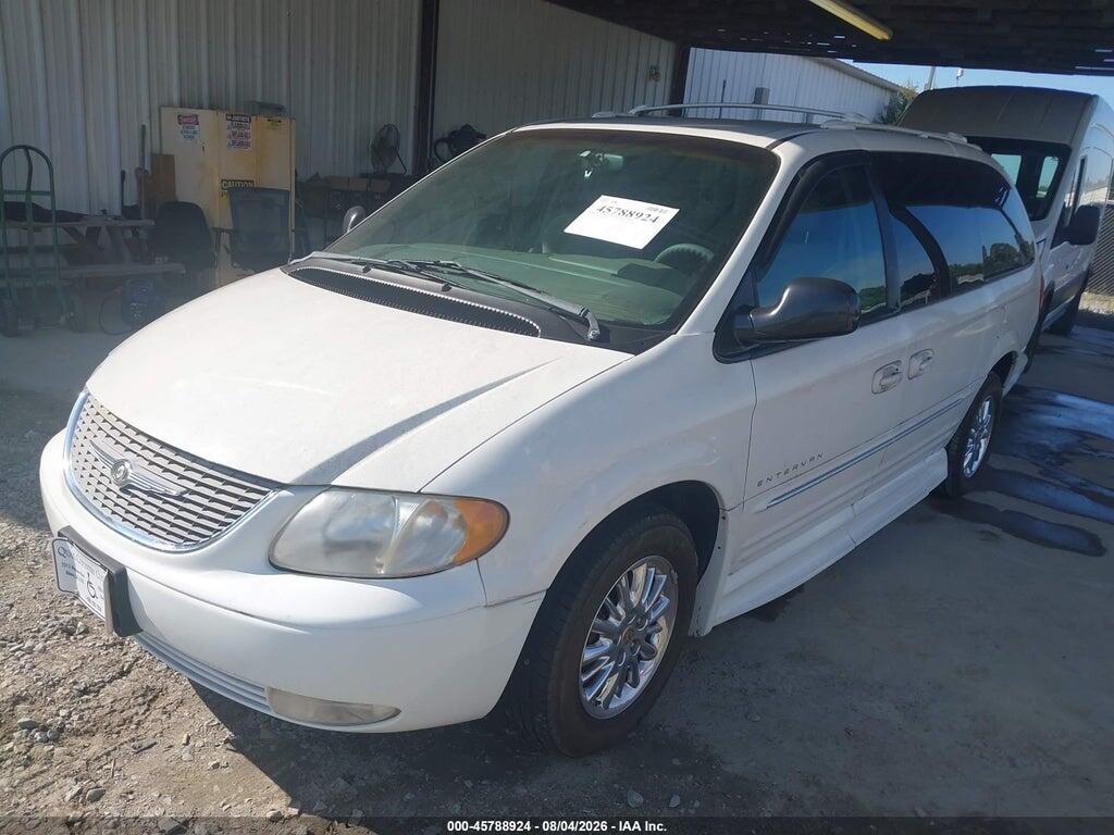 2C8GP64LX2R550962 2002 CHRYSLER TOWN & COUNTRY photo no. 2