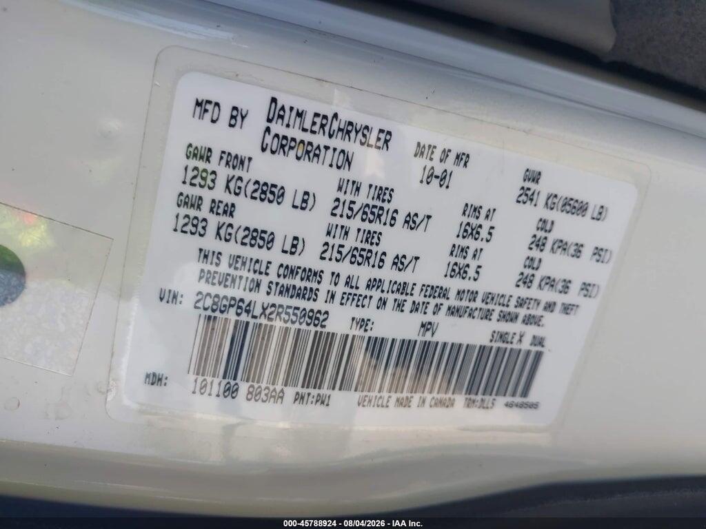 2C8GP64LX2R550962 2002 CHRYSLER TOWN & COUNTRY photo no. 9