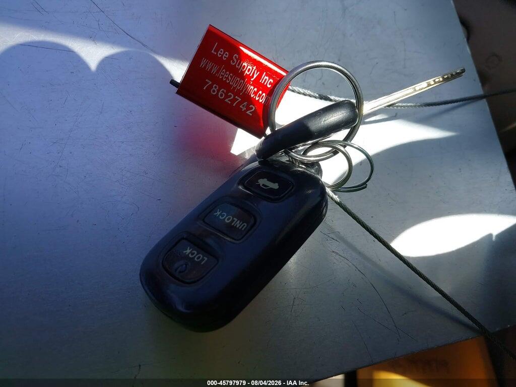 JTDBE32K420110644 2002 TOYOTA CAMRY photo no. 11