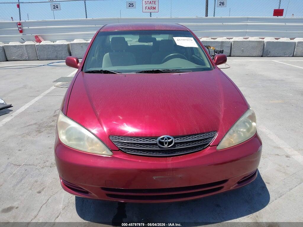JTDBE32K420110644 2002 TOYOTA CAMRY photo no. 12