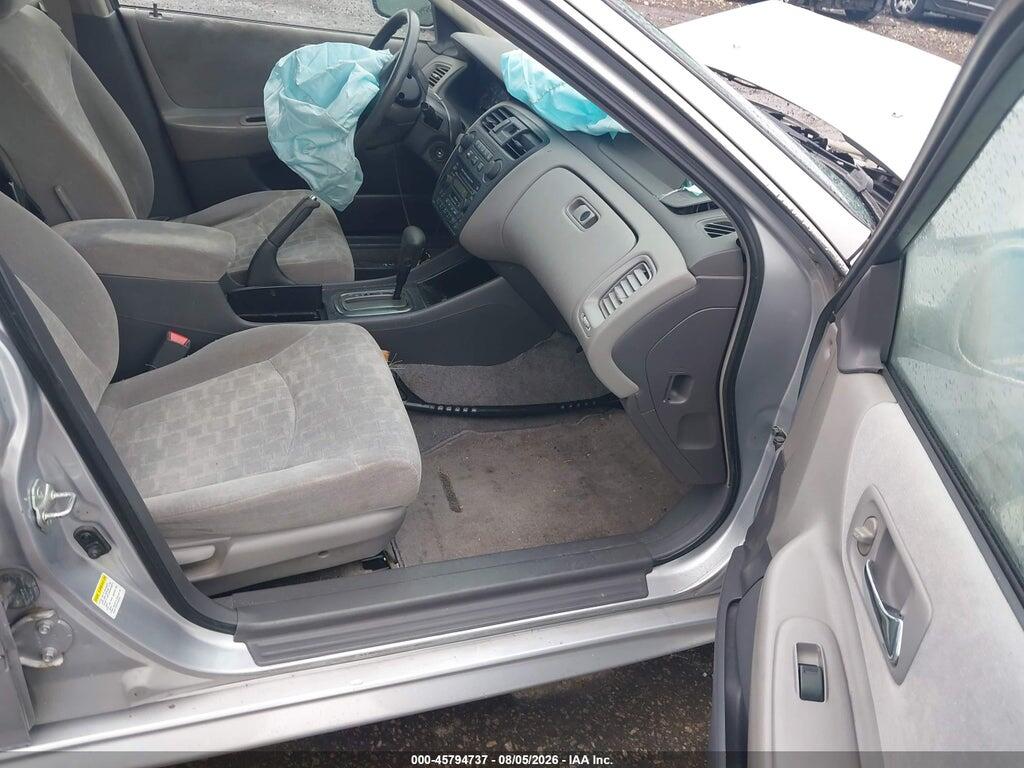 1HGCG66812A003335 2002 HONDA ACCORD photo no. 5