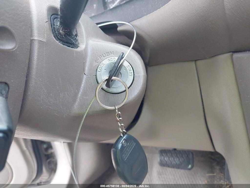 2T1BR12E32C577255 2002 TOYOTA COROLLA photo no. 11