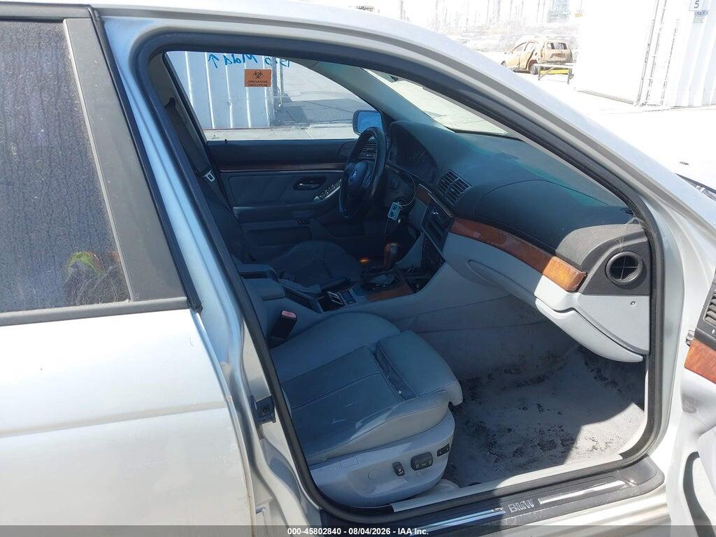 WBADT63403CK36593 2003 BMW 530IA photo no. 5