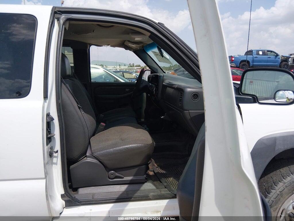 1GCHC29U83E286604 2003 CHEVROLET SILVERADO 2500HD photo no. 5
