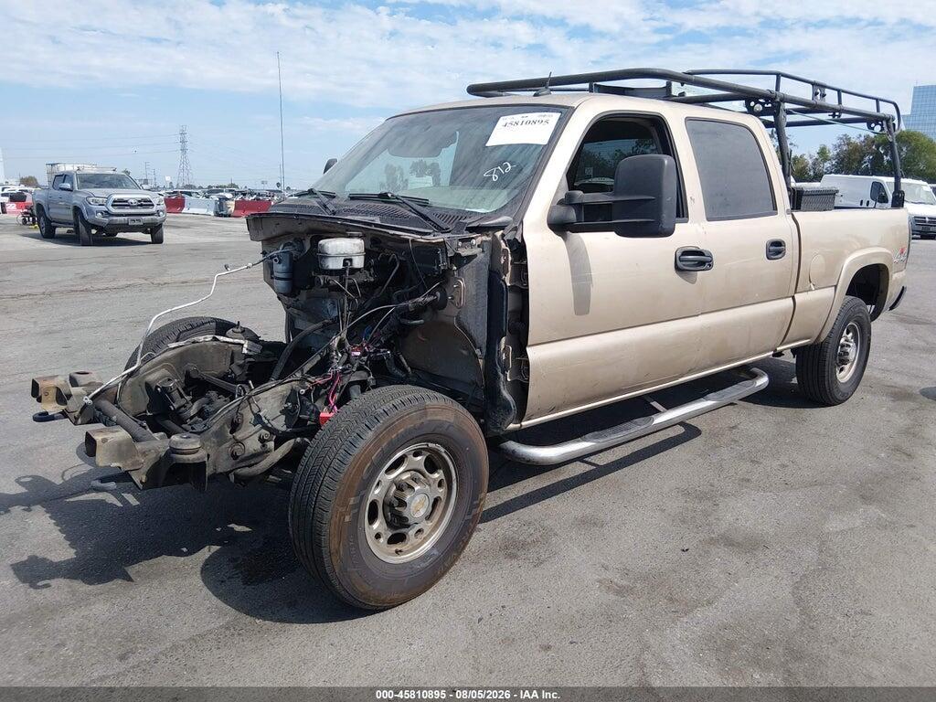 1GCHK23U44F233891 2004 CHEVROLET SILVERADO 2500HD photo no. 2