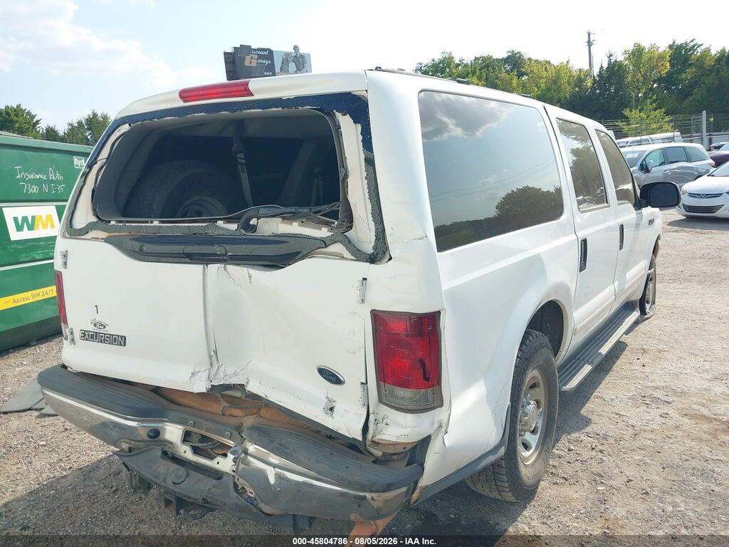 1FMNU40L04EA55841 2004 FORD EXCURSION photo no. 4