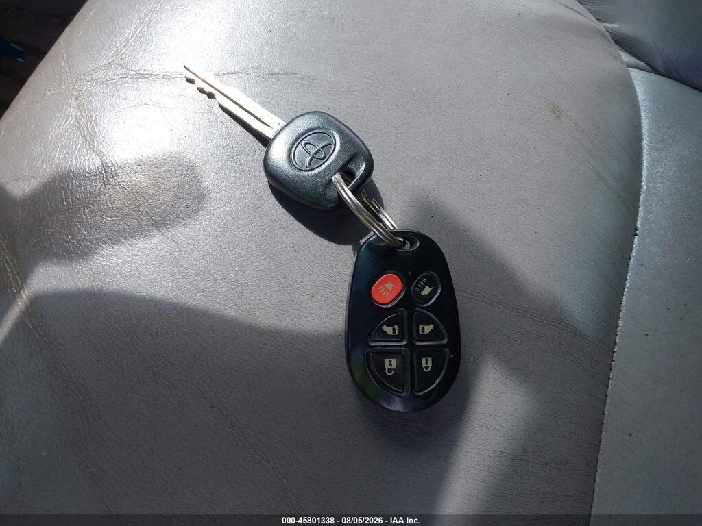 5TDZA22C24S003847 2004 TOYOTA SIENNA photo no. 11