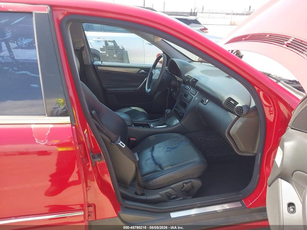 WDBRF40J04A636373 2004 MERCEDES-BENZ C 230 photo no. 5