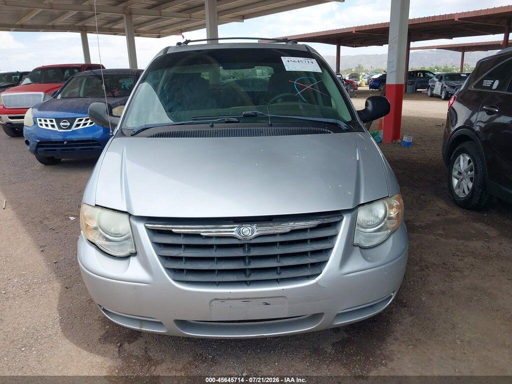 2C4GP44R95R445053 2005 CHRYSLER TOWN & COUNTRY photo no. 6