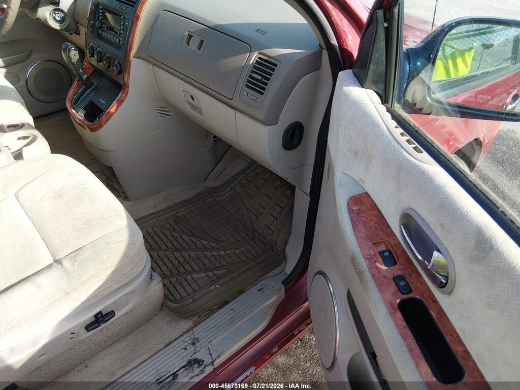 KNDUP132356736676 2005 KIA SEDONA photo no. 5