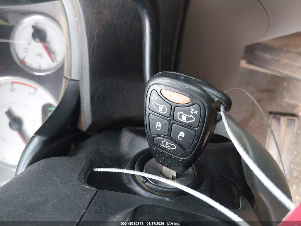 2C4GP64L55R349749 2005 CHRYSLER TOWN & COUNTRY photo no. 11