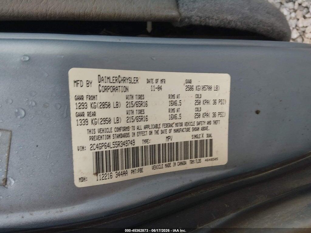 2C4GP64L55R349749 2005 CHRYSLER TOWN & COUNTRY photo no. 9