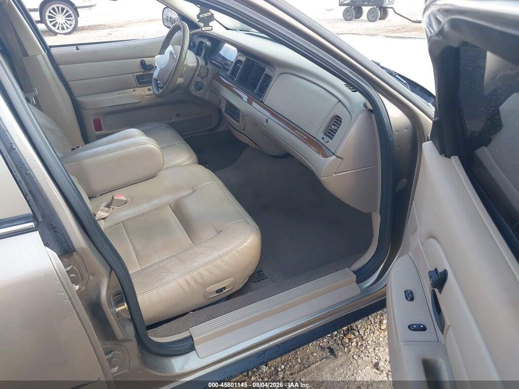 2FAFP74W05X159032 2005 FORD CROWN VICTORIA photo no. 5
