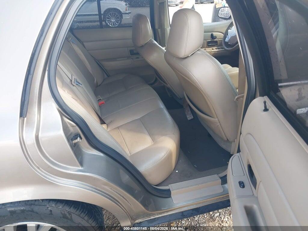 2FAFP74W05X159032 2005 FORD CROWN VICTORIA photo no. 8