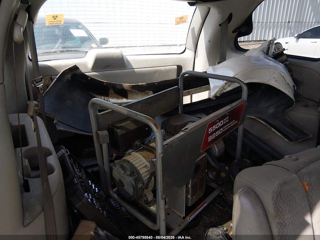 1C4GP45R05B388092 2005 CHRYSLER TOWN & COUNTRY photo no. 11