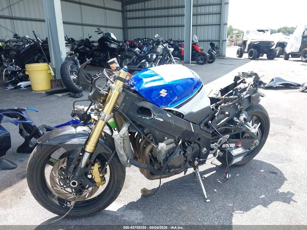 JS1GN7CA752112894 2005 SUZUKI GSX-R600 photo no. 2