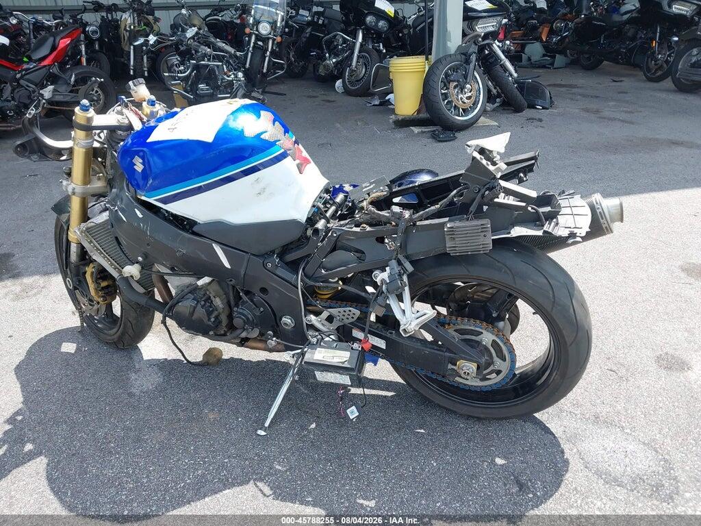 JS1GN7CA752112894 2005 SUZUKI GSX-R600 photo no. 3
